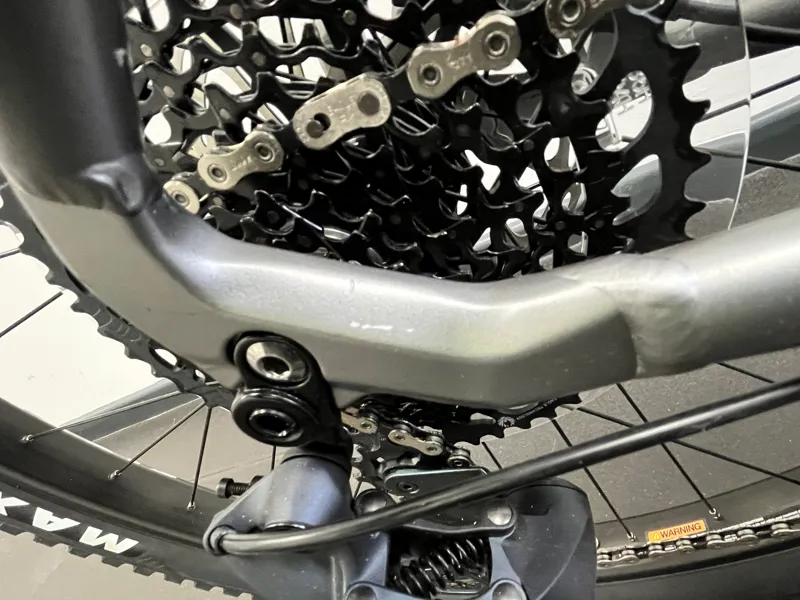 EX DISPLAY Whyte 909 v4 Hardtail Mountain Bike Large 2022 in Matt Zinc-2